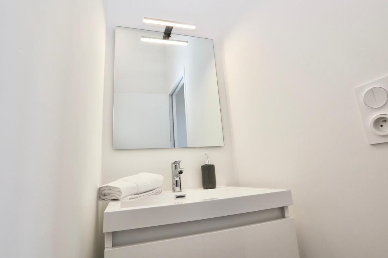 Апартаменты Napoleon Gare 6 T2 1Er Etage Bylocly Понтиви Экстерьер фото